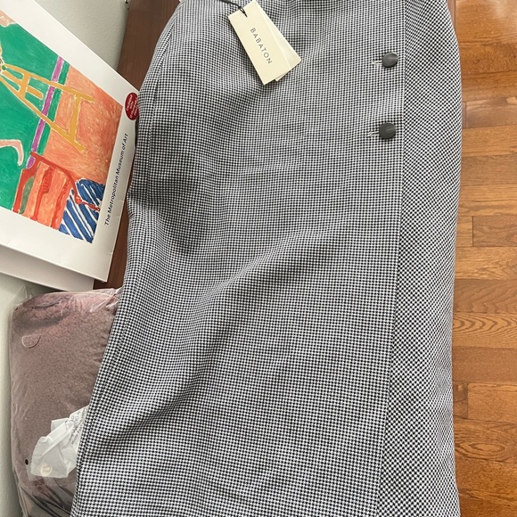 NWT Babaton Gray and Navy Houndstooth Midi Pencil Skirt Wrap Style - Picture 4 of 4